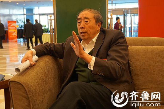 全國政協(xié)委員，山東省政協(xié)原副主席栗甲提出，以運河沿線重要節(jié)點城市為依托，搞好遺產(chǎn)保護和生態(tài)建設(shè)